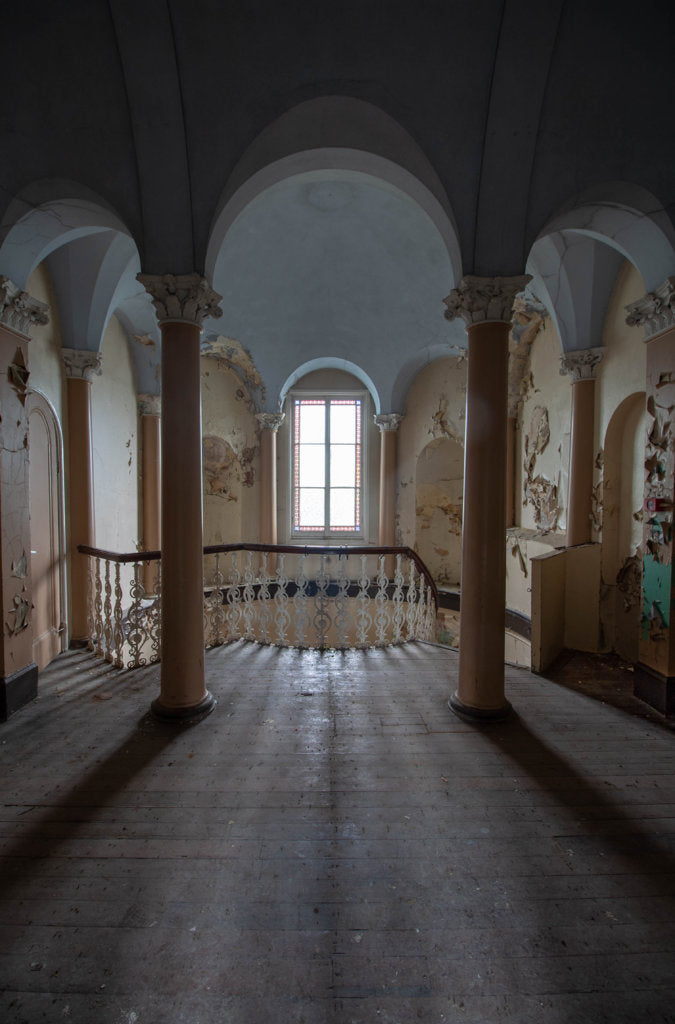 Main photo from the Leeds Girls' School report