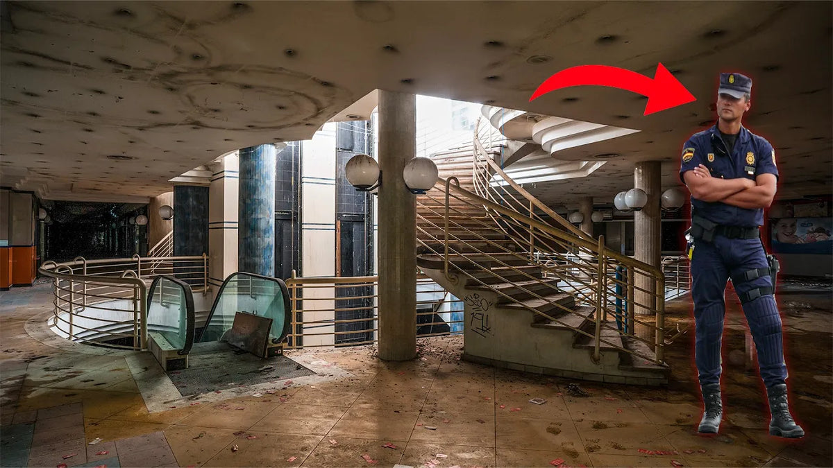 Video thumbnail for the Multi-Level Shopping Centre report